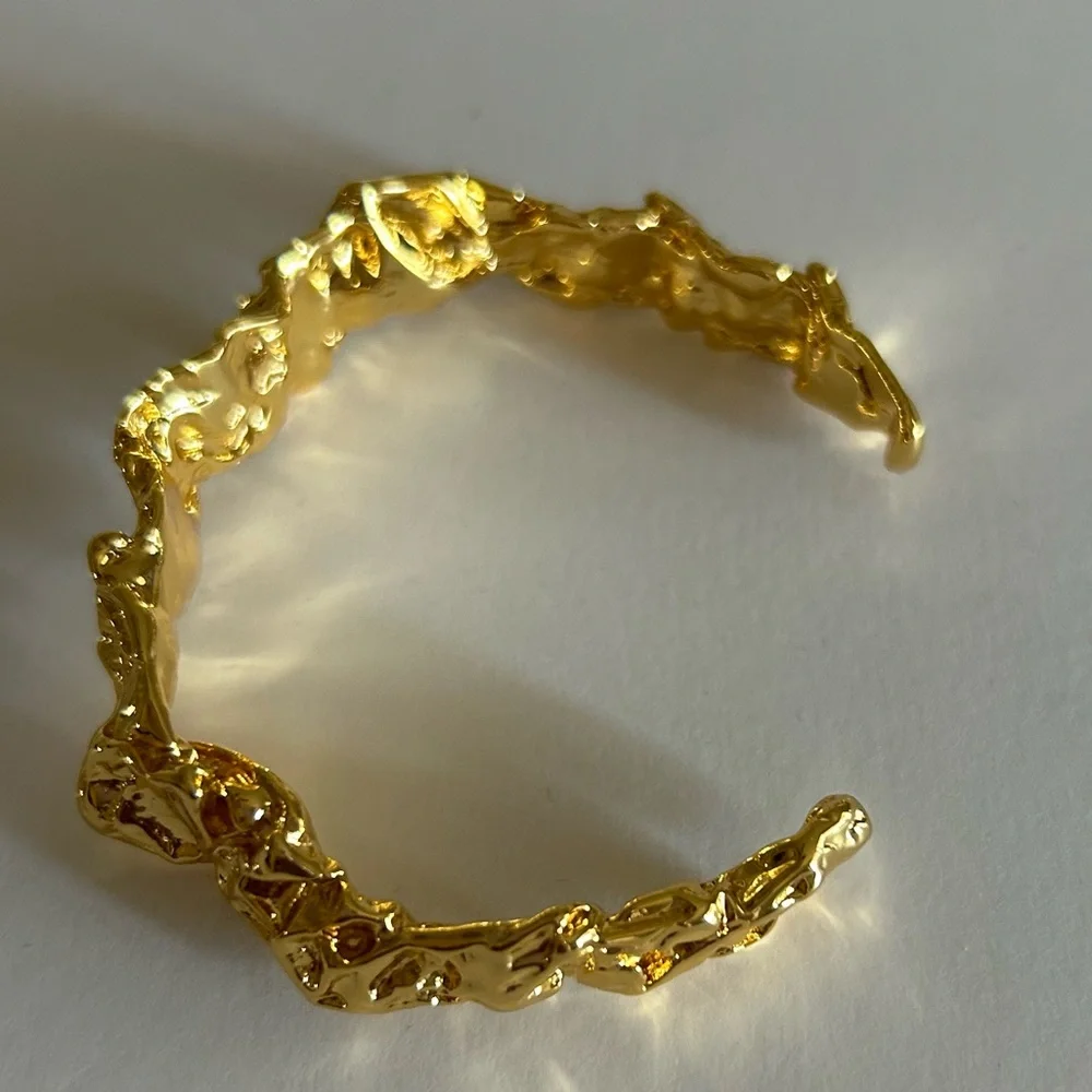 Amber Sceats Gold-Plated Brass Crushed Cuff - Picture 5 of 7